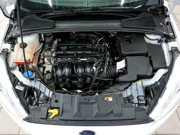 2017 Ford Focus III Рестайлинг, белый - вид 9