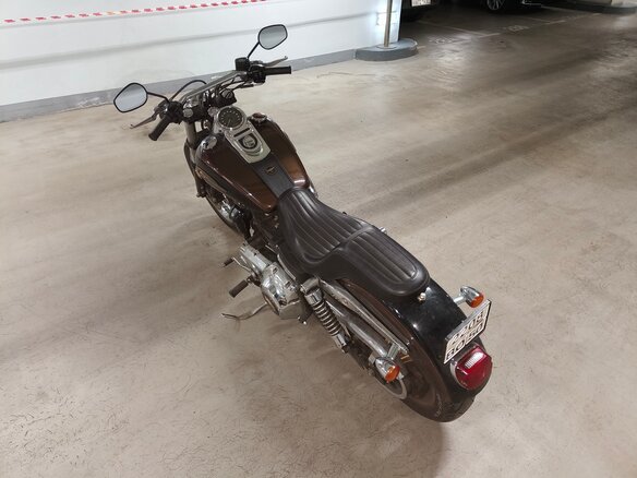 2013 Harley-Davidson Dyna Super Glide, коричневый, 1400000 рублей - вид 5