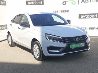 2024 Lada (ВАЗ) Vesta I Рестайлинг (NG), белый, 1102900 рублей, вид 3