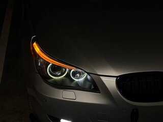 2005 BMW 5 серии 525i V (E60/E61), серебристый, 1700000 рублей, вид 3