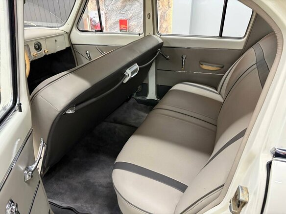 1968 ГАЗ 21 «Волга» 21Р, белый, 3300000 рублей - вид 16