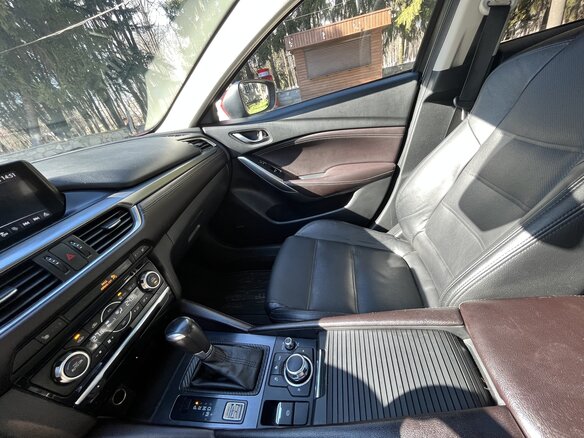 2017 Mazda 6 III (GJ) Рестайлинг, пурпурный, 2000000 рублей - вид 8