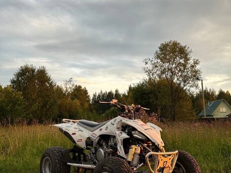 2007 Yamaha YFZ 450, белый, 620000 рублей, вид 1