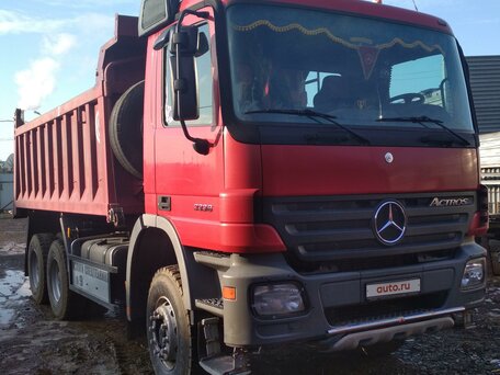 2008 Mercedes-Benz Actros, красный, 8000000 рублей, вид 3
