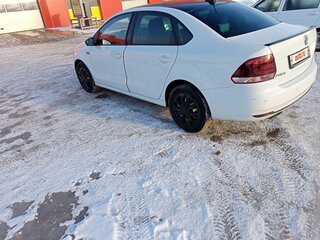 2019 Volkswagen Polo V Рестайлинг, белый, 990000 рублей, вид 5