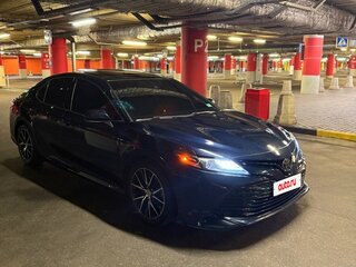 2018 Toyota Camry US Market VIII (XV70), зелёный, 2800000 рублей, вид 2