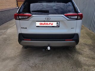 2021 Toyota RAV4 V (XA50), белый, 3900000 рублей, вид 2