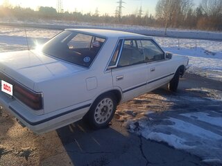 1987 Nissan Laurel V (C32), белый, 330000 рублей, вид 4