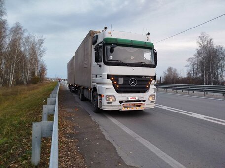 2003 Mercedes-Benz Actros, белый, 2970000 рублей, вид 5