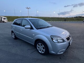 2010 Kia Rio II Рестайлинг, серебристый, 535000 рублей, вид 3