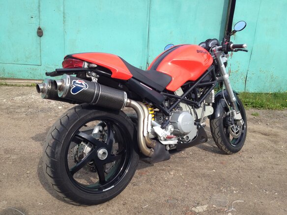 2005 Ducati Monster S2R, красный - вид 1