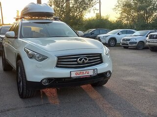 2014 Infiniti QX70, белый, 2500000 рублей, вид 4