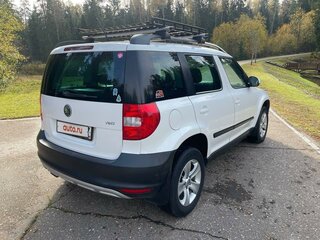 2013 Skoda Yeti I, белый, 860000 рублей, вид 4