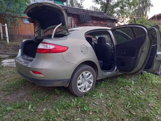 2014 Renault Fluence I Рестайлинг, бежевый, 600000 рублей, вид 2