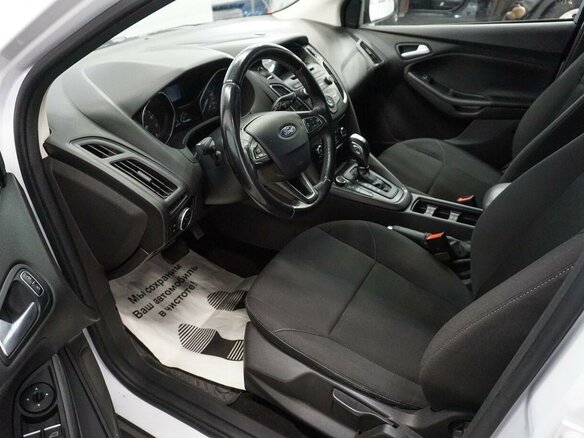 2017 Ford Focus III Рестайлинг, белый - вид 10