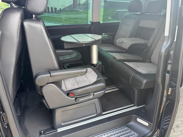 2020 Volkswagen Multivan T6 Рестайлинг, чёрный, 4700000 рублей - вид 13