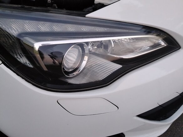 2014 Opel Astra GTC J Рестайлинг, белый, 750000 рублей - вид 15