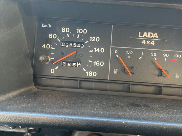 2009 Lada (ВАЗ) 2121 (4x4) I Рестайлинг, белый, 405000 рублей - вид 5