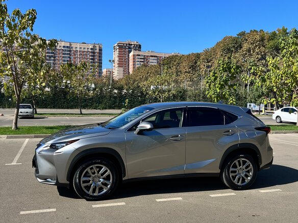 2017 Lexus NX 200t I, серый, 3400000 рублей - вид 5
