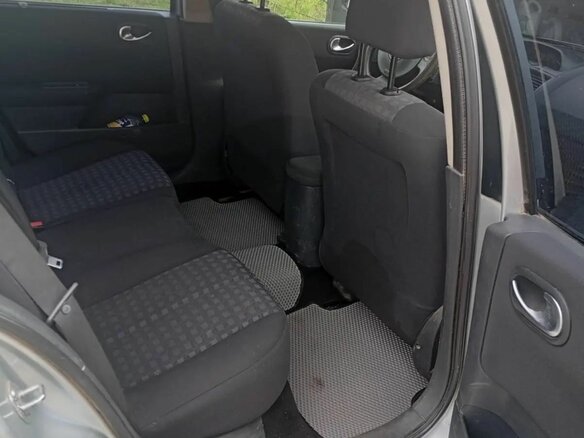 2007 Renault Megane II Рестайлинг, серый, 350000 рублей - вид 17