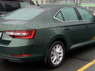 2019 Skoda Superb III, зелёный, 2200000 рублей, вид 4