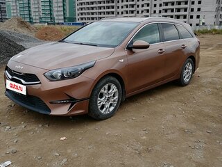 2021 Kia Ceed III Рестайлинг, коричневый, 2100000 рублей, вид 1