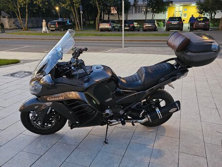 2010 Kawasaki GTR 1400 (Concours 14), коричневый, 699999 рублей, вид 3