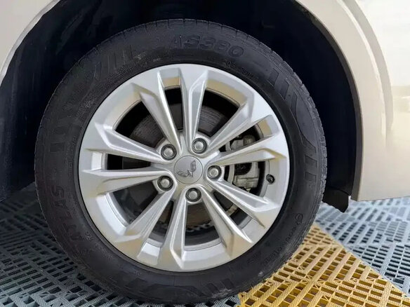 2022 Wuling Jiachen, бежевый, 1282000 рублей - вид 23