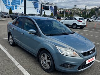 2010 Ford Focus II Рестайлинг, серый, 700000 рублей, вид 3