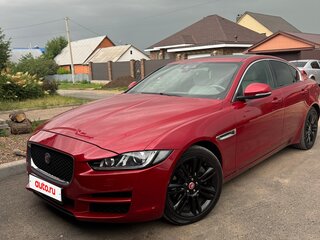2016 Jaguar XE EcoBoost I, красный, 1999999 рублей, вид 1