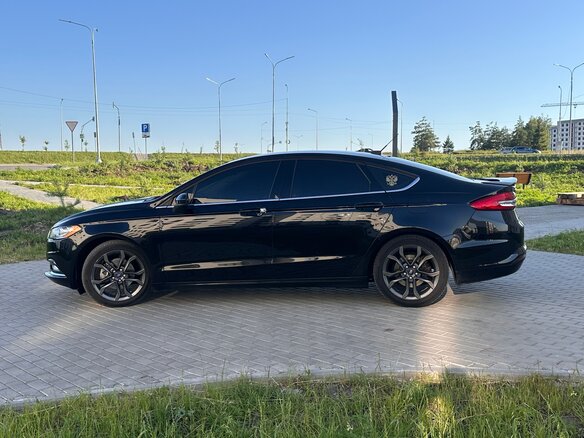 2018 Ford Fusion (North America) II Рестайлинг, чёрный, 1640000 рублей - вид 9