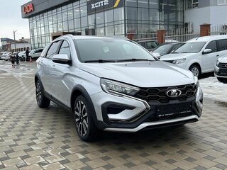 2026 Lada (ВАЗ) Vesta SW Cross I Рестайлинг (NG), серебристый, 2043000 рублей, вид 3