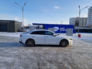 2020 Kia K5 III, белый, 1850000 рублей, вид 1