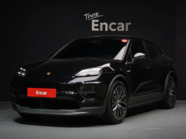 Открыть фотографии: Porsche Macan II