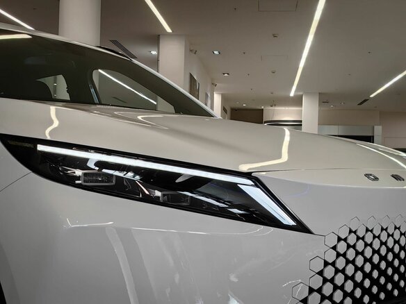 2026 Omoda C7, белый - вид 13