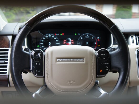 2018 Land Rover Range Rover IV Рестайлинг, чёрный, 7500000 рублей - вид 11