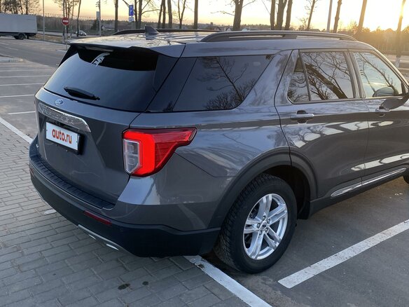 2021 Ford Explorer VI, серый, 3750000 рублей - вид 7