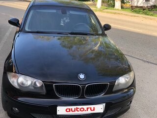2008 BMW 1 серии 116i I (E81/E82/E87/E88) Рестайлинг, чёрный, 570000 рублей, вид 2