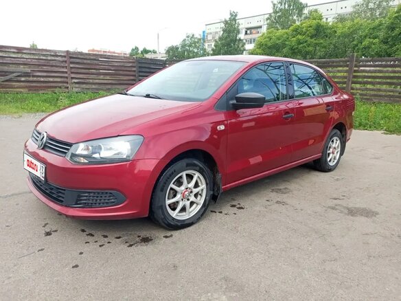 2012 Volkswagen Polo V, красный, 770000 рублей - вид 2
