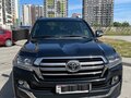 2019 Toyota Land Cruiser 200 Series Рестайлинг 2, чёрный, 9800000 рублей - вид 6