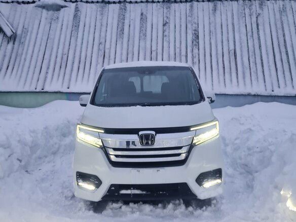 2018 Honda Stepwgn V Рестайлинг, белый, 2600000 рублей - вид 6