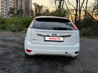 2008 Ford Focus II Рестайлинг, белый, 265000 рублей, вид 4