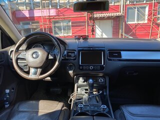 2012 Volkswagen Touareg II, коричневый, 1700000 рублей, вид 4
