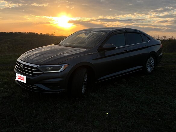 2019 Volkswagen Jetta 8-speed VII, серый, 1629000 рублей - вид 1