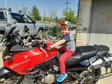 2012 Suzuki V-Strom 1000, красный, 600000 рублей, вид 2