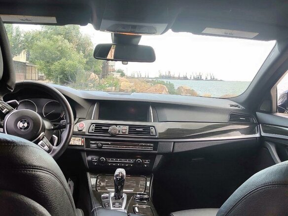 2014 BMW 5 серии 550i VI (F10/F11/F07) Рестайлинг, серый, 2800000 рублей - вид 10