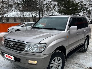 2004 Toyota Land Cruiser 100 Series Рестайлинг 1, серебристый, 2500000 рублей, вид 1