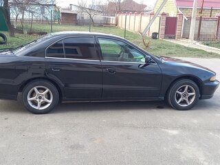 2001 Mitsubishi Galant VIII Рестайлинг, чёрный, 390000 рублей, вид 4