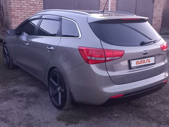 2016 Kia Ceed II Рестайлинг, серебристый, 2000000 рублей - вид 8