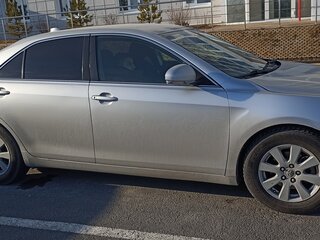 2009 Toyota Camry VI (XV40) Рестайлинг, серебристый, 1030000 рублей, вид 4